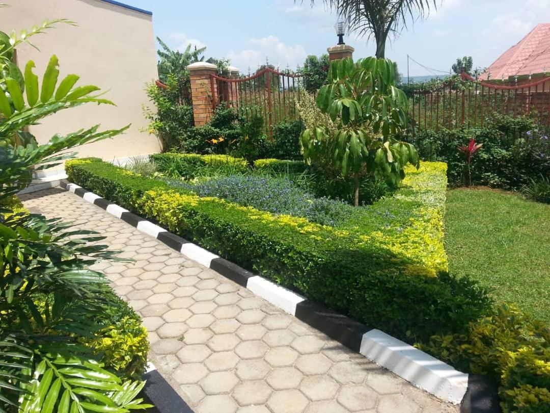 Ikaze B&B Kigali Zewnętrze zdjęcie